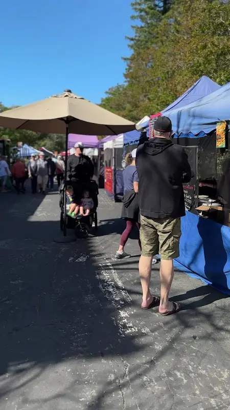 Los Gatos Certified Farmers Market photo 2