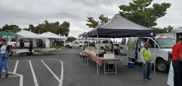 Mack Road -Valley Hi Farmers Market