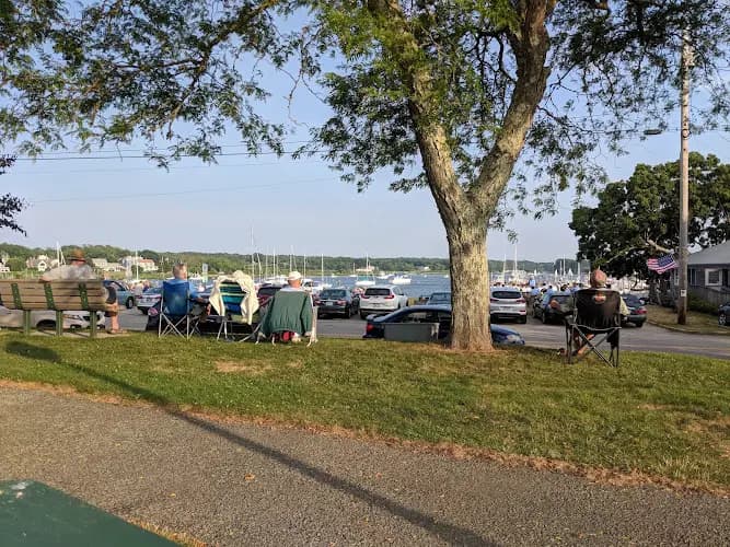 Marina Park Farmers Market