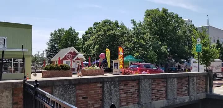 Milford's Riverwalk Farmers Market photo 2