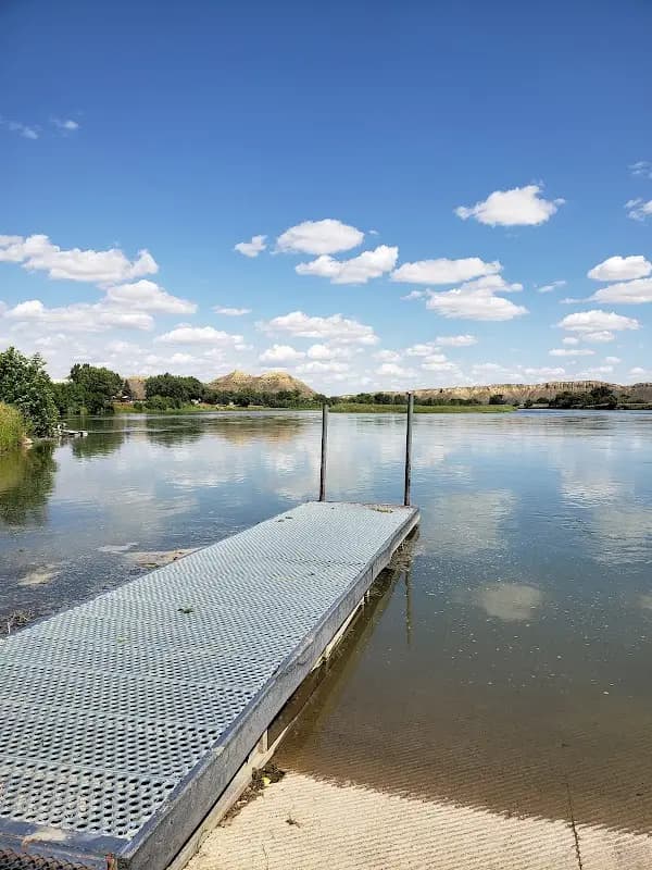 MISSOURI RIVER LANDING FARMER'S MARKET