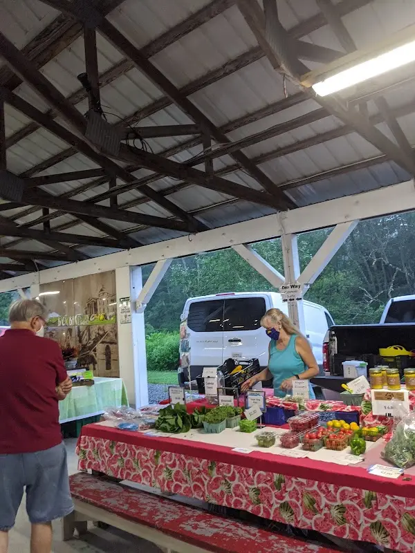 Mountain Fresh Oakland Farmers Market photo 2