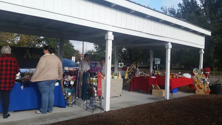 Myrtle's Market (Myrtle Beach Farmers Market)