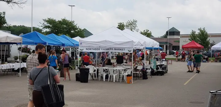 Northside Farmers Market at Edgewater