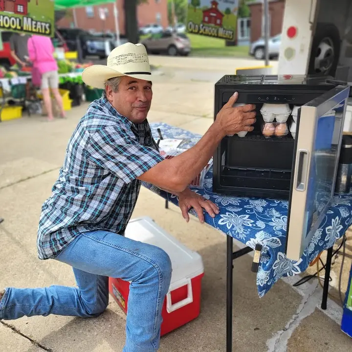 Oakmont Farmers Market photo 2