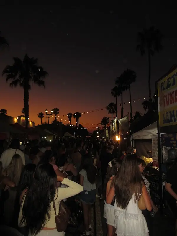 Oceanside Sunset Market photo 2