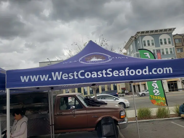 Old Town Newhall Farmers Market