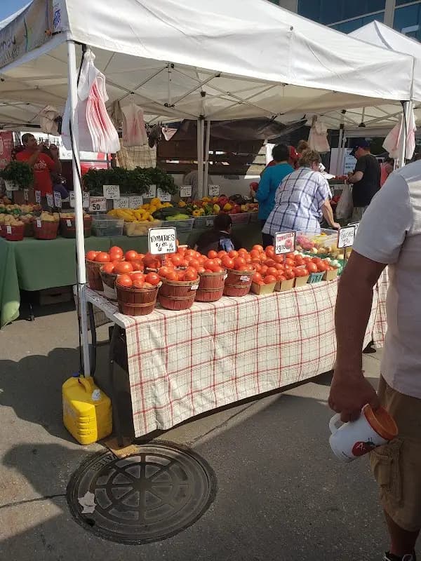 Omaha Farmers Market - Aksarben Village photo 2