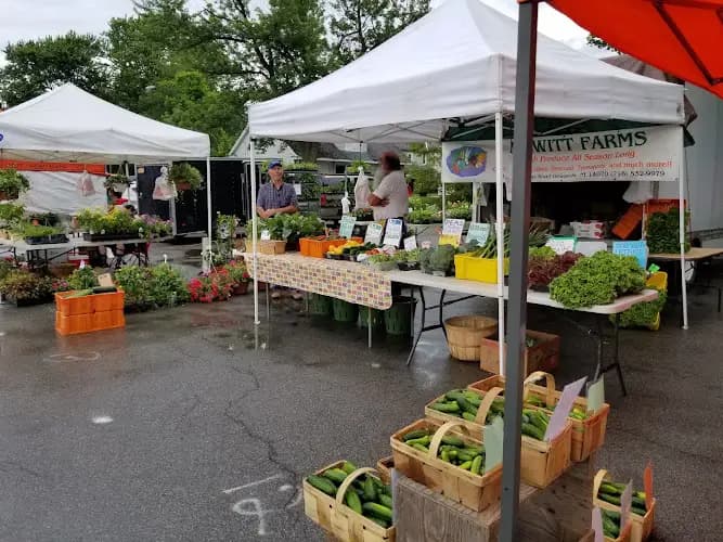 Orchard Park Farmer's Market at Fox Run