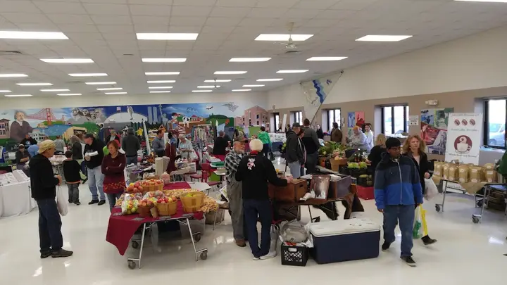 Oshkosh Farmers Market - Winter photo 2