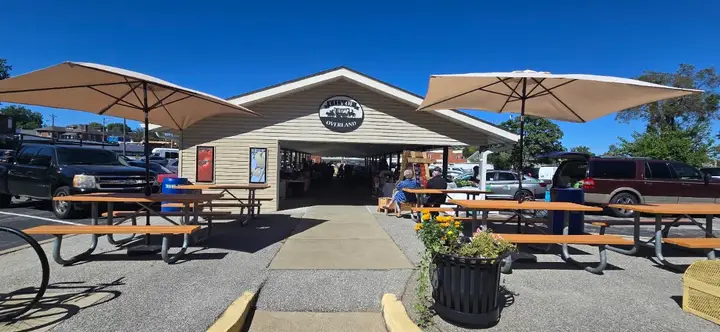 Overland Farmer's Market 63114