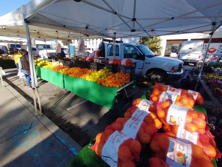 Oxnard Farmers Market