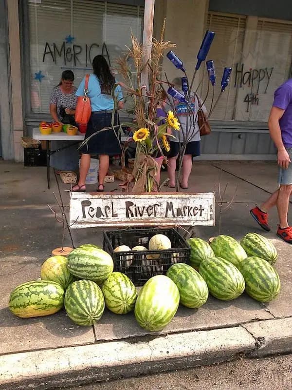Pearl River Market