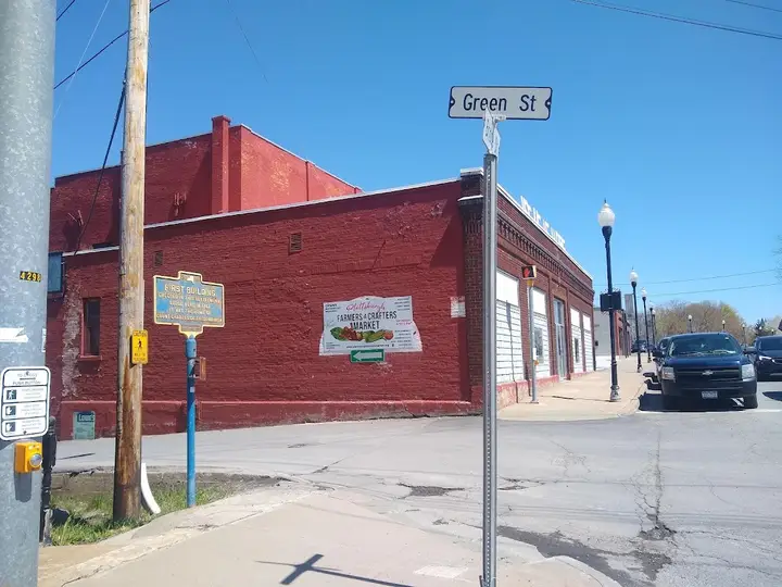 Plattsburgh Farmers'& Crafters' Market