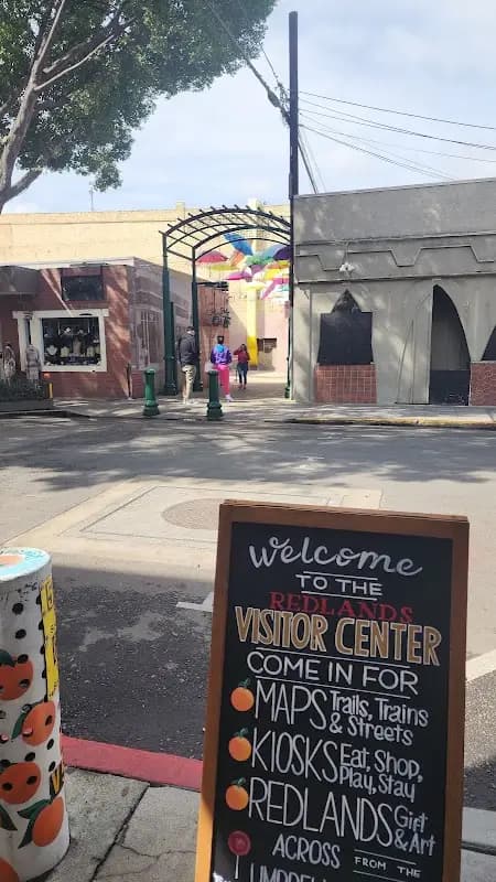 Redlands Farmers Market