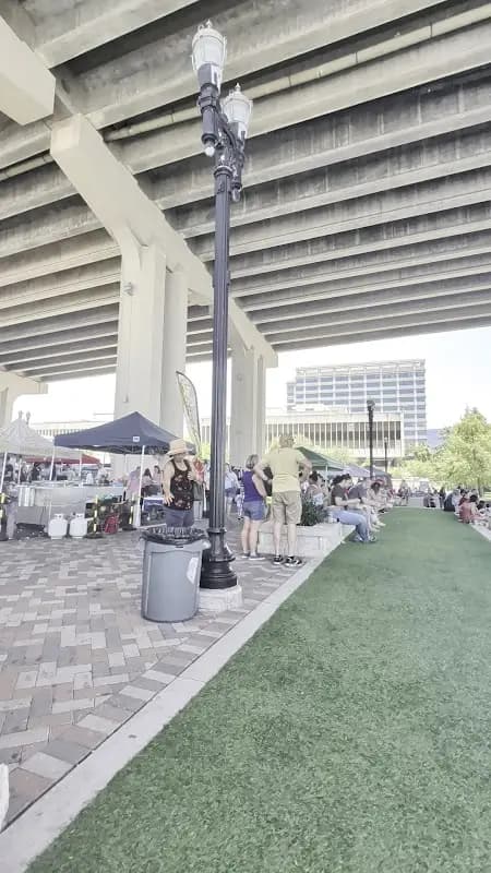 Riverside Arts Market photo 2