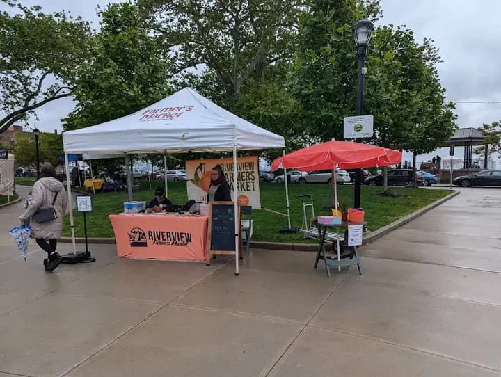 Riverview Farmers Market photo 2
