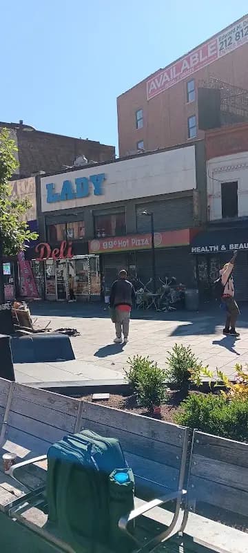 Roberto Clemente Plaza YM