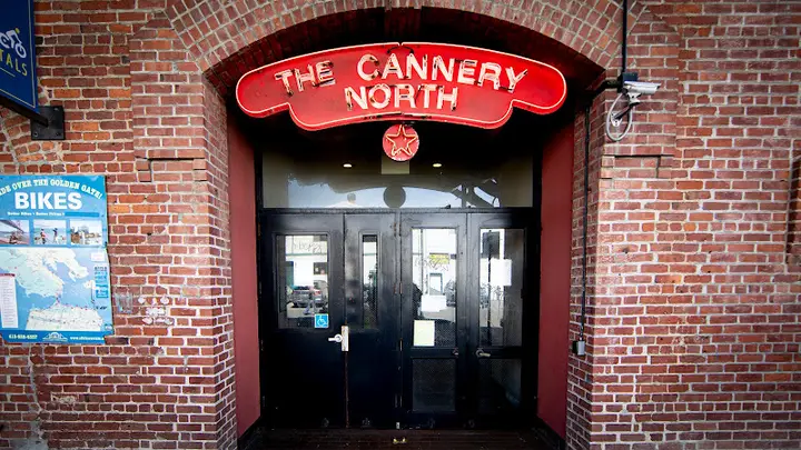 San Francisco Cannery Farmers Market
