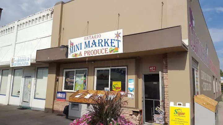 Saturday Market photo 2