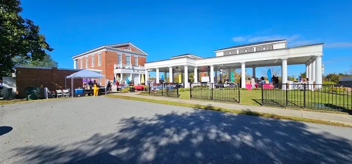 Suffolk Farmers' Market