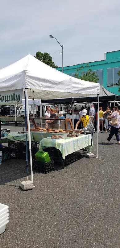 Summit Farmers Market