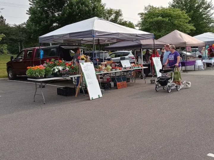 Tallmadge Farmers Market photo 2