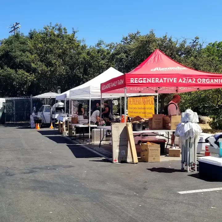 Temescal Farmers' Market photo 2
