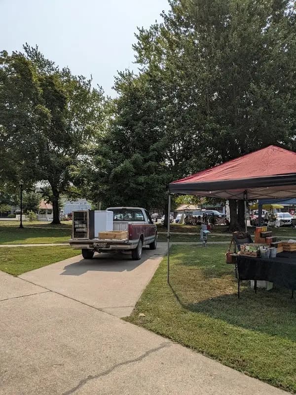 The Central Ozarks Farmers & Artisans Market