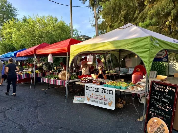 The Original Bardstown Road Farmers Market photo 2