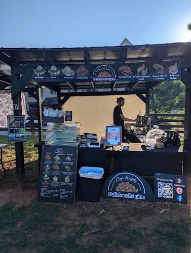 the Serenbe Farmers & Artists Market