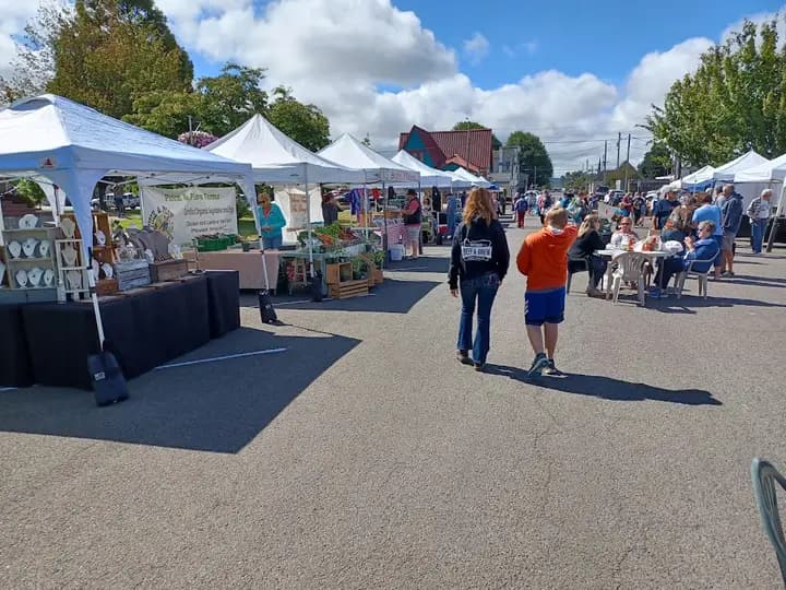 Tillamook Farmers' Market