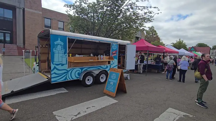Tillamook Farmers' Market photo 2