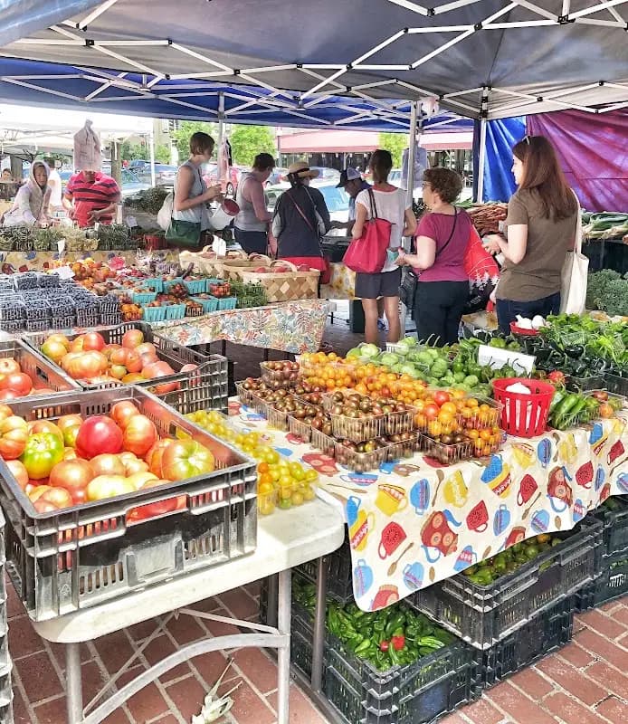UDC Farmers Market photo 2