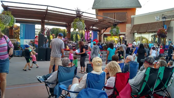 Village Pointe Farmers Market