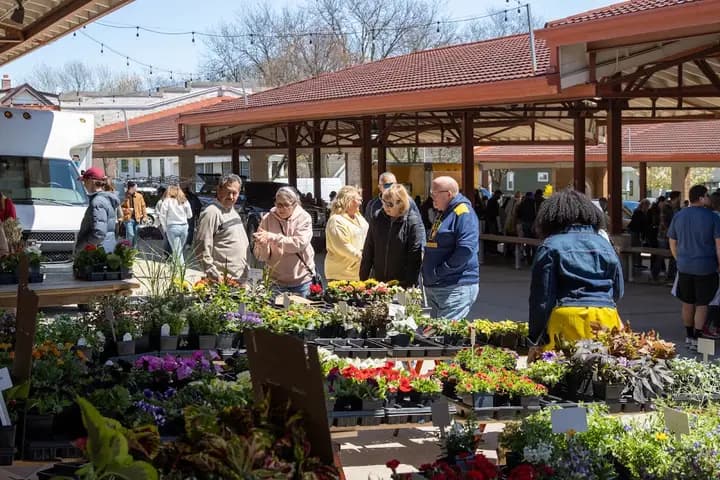 West Allis Farmers Market