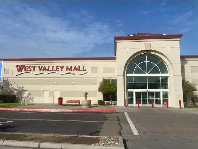 West Valley Mall Farmers Market