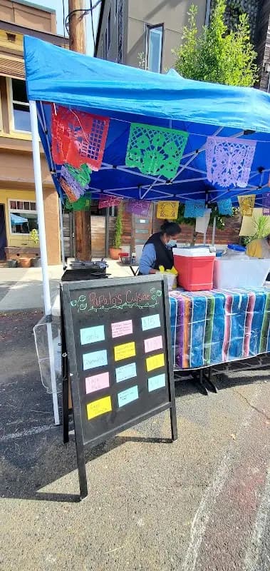 Woodlawn Farmers Market photo 2