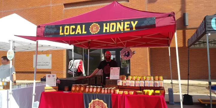 YLNI Barr Street Market photo 2